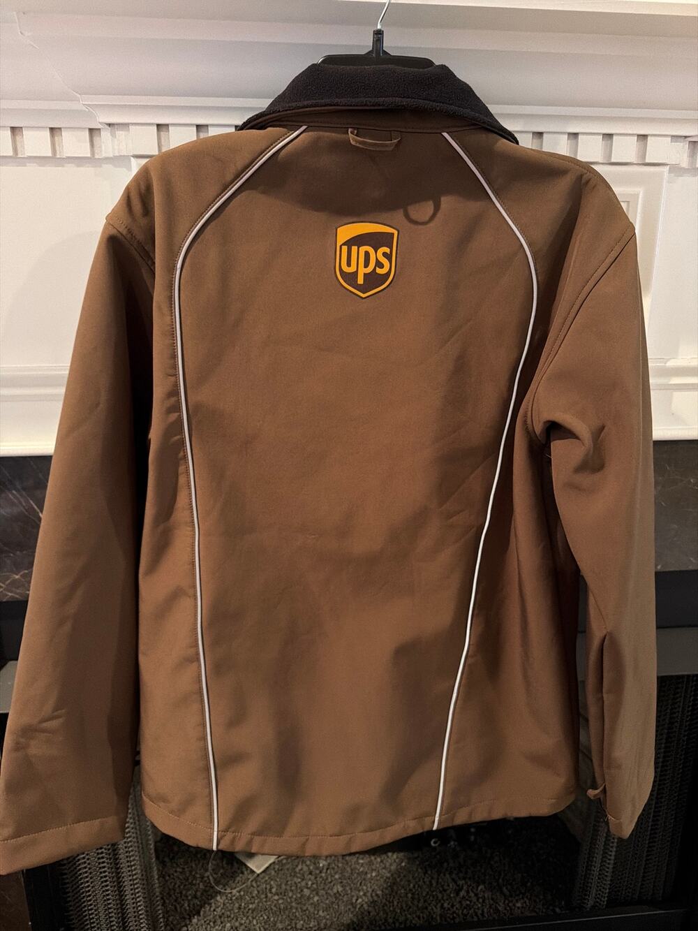 Small women’s UPS Jacket by WearGuard